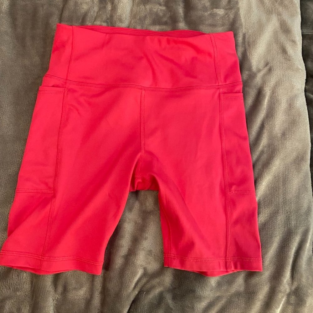 pink biker shorts